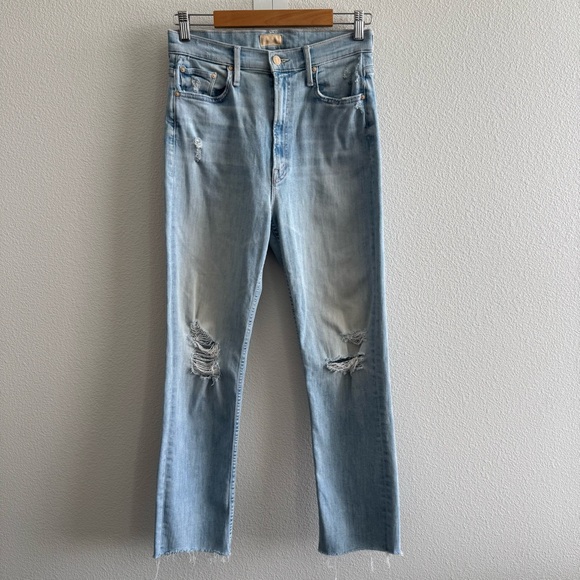 Mother High Waisted Rider Ankle Fray in Island Afterhours Raw Hem Light Wash - Picture 3 of 16